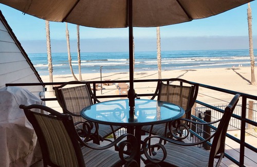 Townsite Condo | Room with a view and right on the sand!