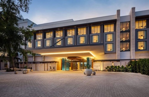 Florida Central Atlantic Coast House | Room with Pool View and Balcony Near Ripley's Believe It or Not!