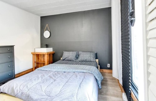 Les Rivieres Apartment | Room with private parking