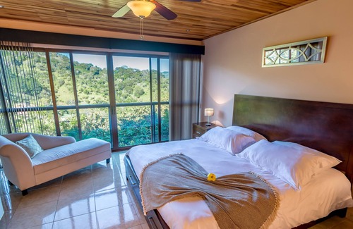 Garabito Apartment | Room with private rooftop terrace and 360º view