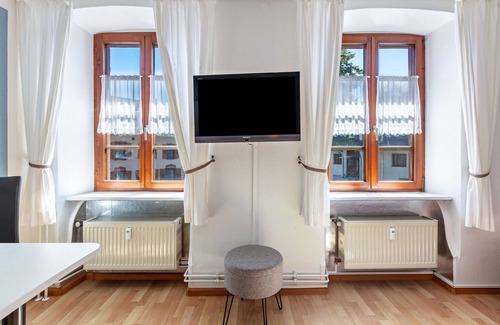 Schoenau im Schwarzwald Apartment | Room 'Zimmer 1' with Shared Terrace, Shared Garden and Wi-Fi