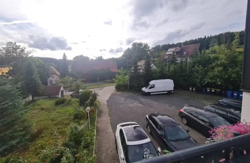 Markt Erlbach Apartment | Room 'Zimmer 10' with Shared Terrace, Shared Garden and Wi-Fi