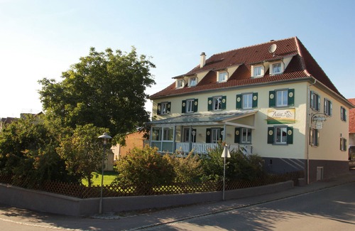 Ebenweiler Apartment | Room 'Zimmer 4' with Shared Terrace, Shared Garden and Wi-Fi