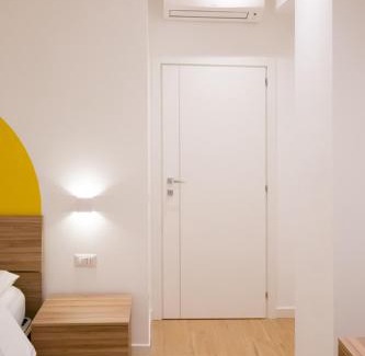Tuscolano Apartment | RoomApartment Roma