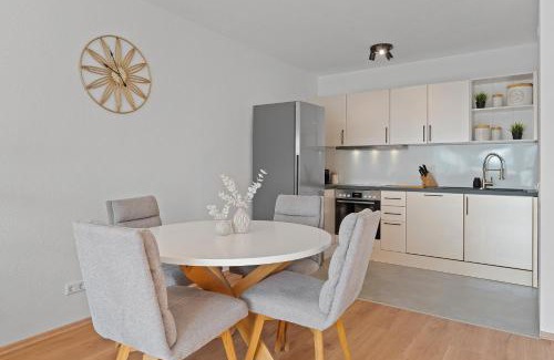 Bad Rappenau Apartment | Roomfall Apartment am Kurpark mit TG & Wifi & Balkon