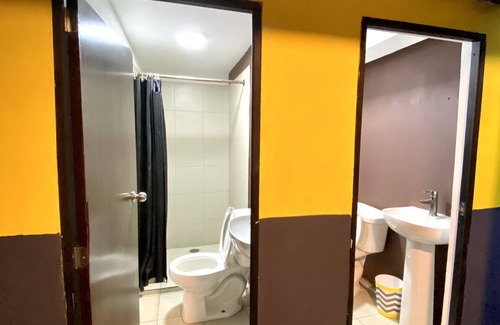 Santa Maria la Ribera Hotel | ROOMIES HOSTEL - Santa Maria La Ribera