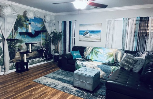 Ladson House | Roommate in shared home Queen bedroom furnitured