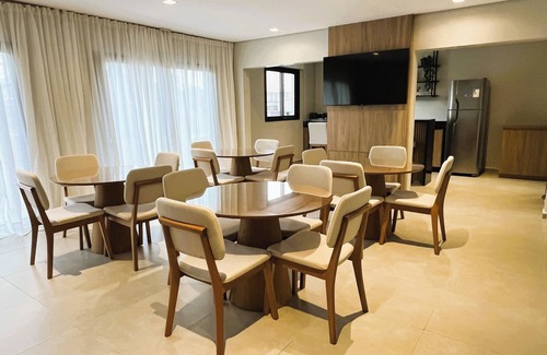 Novo Mundo Apartment | Roomo Curitiba One House Residencial