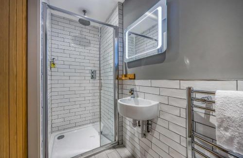 Waterlooville Hotel | rooms@73