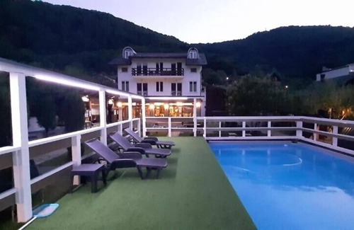 Lohovo Apartment | Rooms and Apartments Neron / Triple room 3