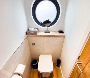 Penarth Hotel | Rooms at Penarth Marina