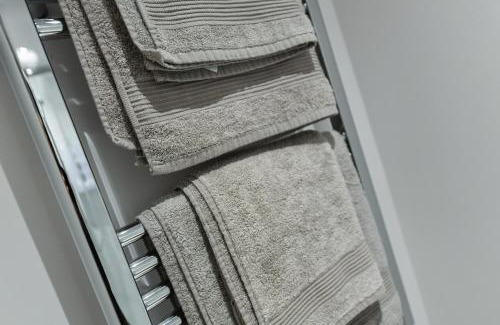 Newark House | Rooms at Rolleston