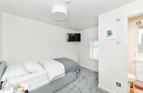 Newark House | Rooms at Rolleston