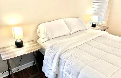 Church Street Apartment | Rooms by Month Atlanta