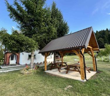 Vrhovine House | Rooms Danica