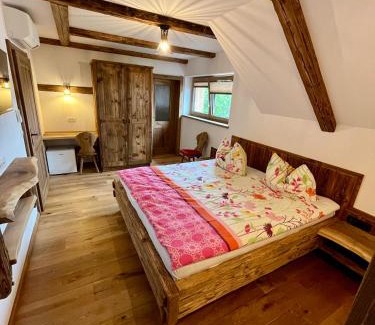 Svecina Bed & Breakfast | Rooms Dreisiebner at the Heart