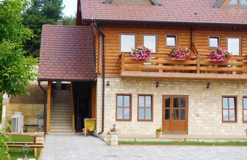 Grabovac Apartment | Rooms Ilija, (15144), Rakovica, Croatia