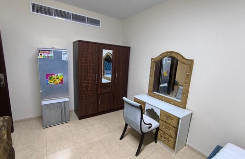 Al Qasimia House | Rooms opposite mega mall in telephone shops roundabout flat no 203