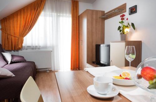 Dolenjske Toplice Hotel | Rooms & Restaurant Ostarija