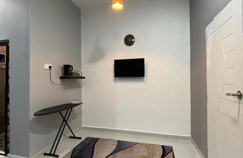 Kawasan Perindustrian Chendering House | ROOMSTAY KAK TON (ISLAM ONLY)