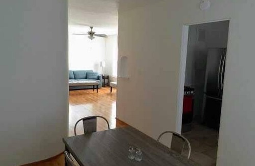Hillcrest Apartment | Roomy 2/1 Apt| 1 Mile To Balboa Park!