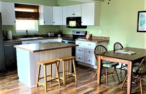 Kitty Hawk Condo | ROOMY 2 BED 2.5 BATH CONDO W/SHARED POOL - MINUTES FROM BEACH