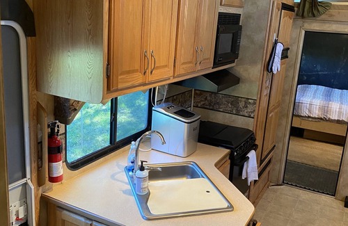 Combs House | Roomy 3 Bed RV- Near the White River, Fishing, Trails and Hunting