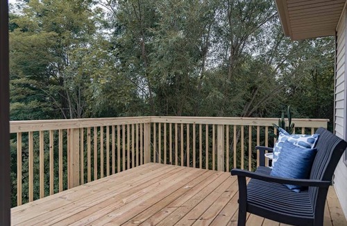 Loves Park Condo | Roomy 3 Bedroom condo with King Master in Loves Park just a short drive to Rock Cut State Park!