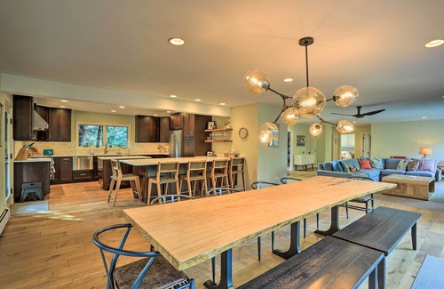 Eagle-Vail House | Roomy Avon Family Chalet w/Hot Tub in EagleVail!