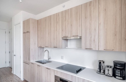 Clinton Hill Apartment | Roomy Clinton Hill 2BR w/W/D, Gym & Pool, nr BAM, by Blueground