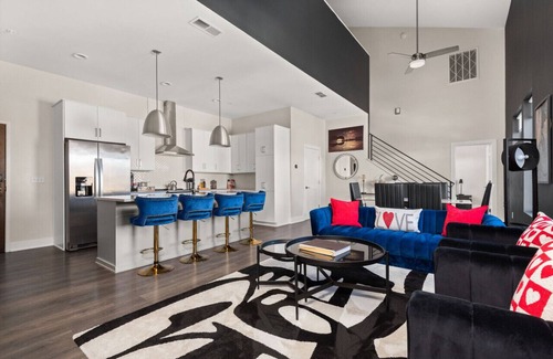 West End Apartment | Roomy condo near Vandy&Belmont