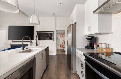 West End Apartment | Roomy condo near Vandy&Belmont