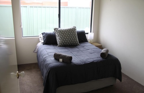 Banjup House | Roomy family home fully equipped for short or long term stays. Free WiFi