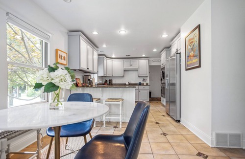 Shorewood-Tower Hills-Harbert House | Roomy Family House, Trails to Dunes, Wooded, Peloton