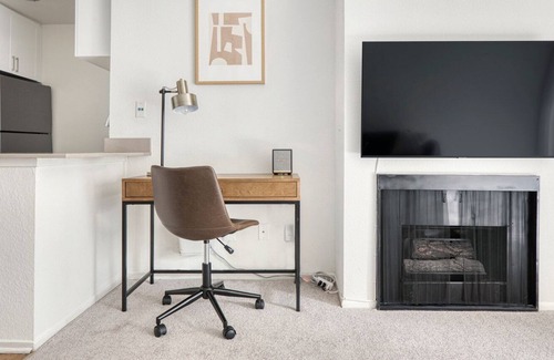 Los Feliz Apartment | Roomy Glendale 1BR w/ Gym, Pool & W/D, near Americana Mall, by Blueground