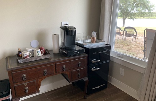 Canton Apartment | Roomy Master Suite - Perfect for 2-3 adults OR 2 adults 1 child, min age 8 yrs