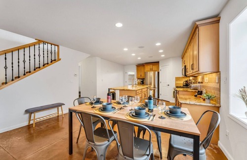 Old Southwest House | Roomy Midtown Manor 5BR Home w/Radiant Floors