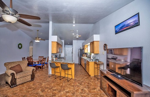 Yuma House | Roomy, Quiet and Central Home