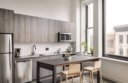 Gateway District Hotel | ROOST Cleveland