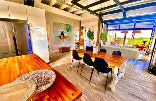 Hope Town House | Rooster Beach : Modern Beach Front Home