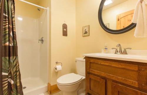 Hendersonville House | Rooster Ridge