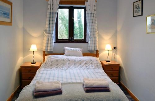 Saint Kew House | Roosters Perch