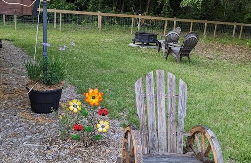 Putnam Hall Other | Rooterville Animal Sanctuary Luxury Glamping