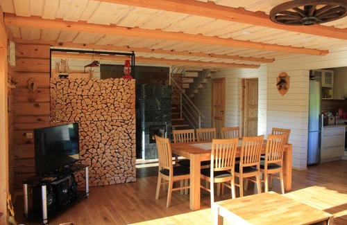 Laadla House | Rootsimaa Holiday House