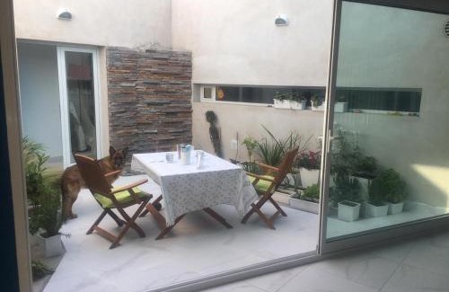 Playa Union House | Rosa Azul - Habitación doble con baño privado dentro de casa particular - NO ES DEPARTAMENTO COMPLETO