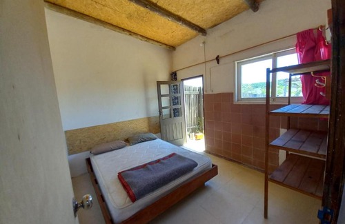 Aguas Dulces House | Rosa blanca