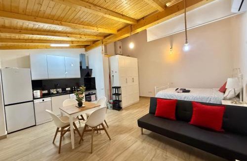 Pozuelo de Alarcon Apartment | Rosa HOME, Casa independiente