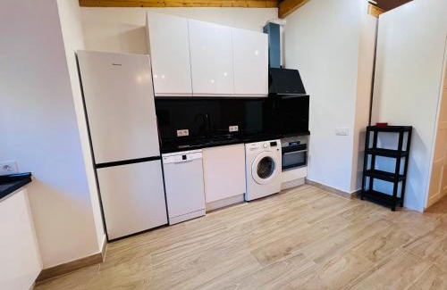 Pozuelo de Alarcon Apartment | Rosa HOME, Casa independiente