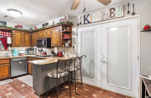 Shawnee House | Rosa St. Retreat