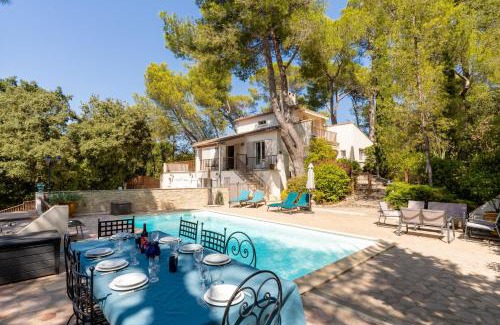Saint-Georges-d'Orques Villa | Rosa - Sublime villa piscine avec vue et pinèdes